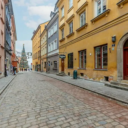 One Bedroom Next To The Royal Castle In By Renters